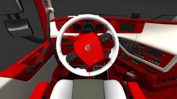 Volvo 2013 Red interior