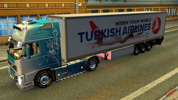 Lamberet Turkish Airlines trailer