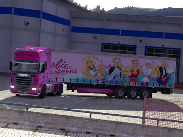 Greget barbie cargo trailer