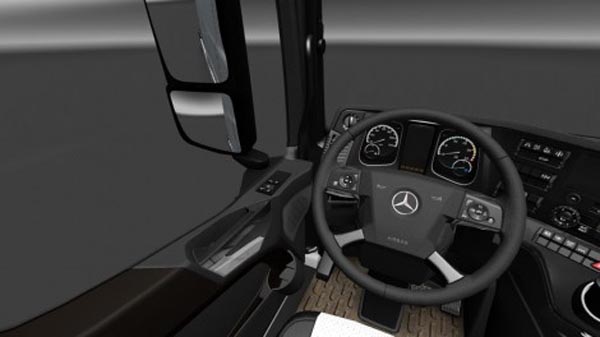 Mercedes MPIV Luxury Interior