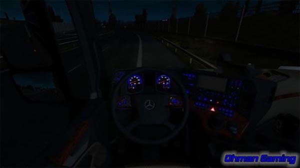 Mercedes-Benz MP4 Blue Dashboard